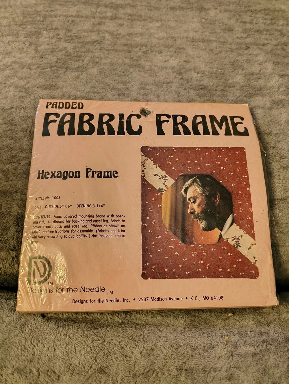 Vintage Padded Fabric Frame Hexagon - Pink